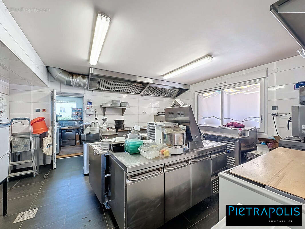 Commerce à LE PUY-EN-VELAY