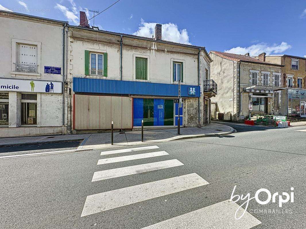 Maison à SAINT-ELOY-LES-MINES