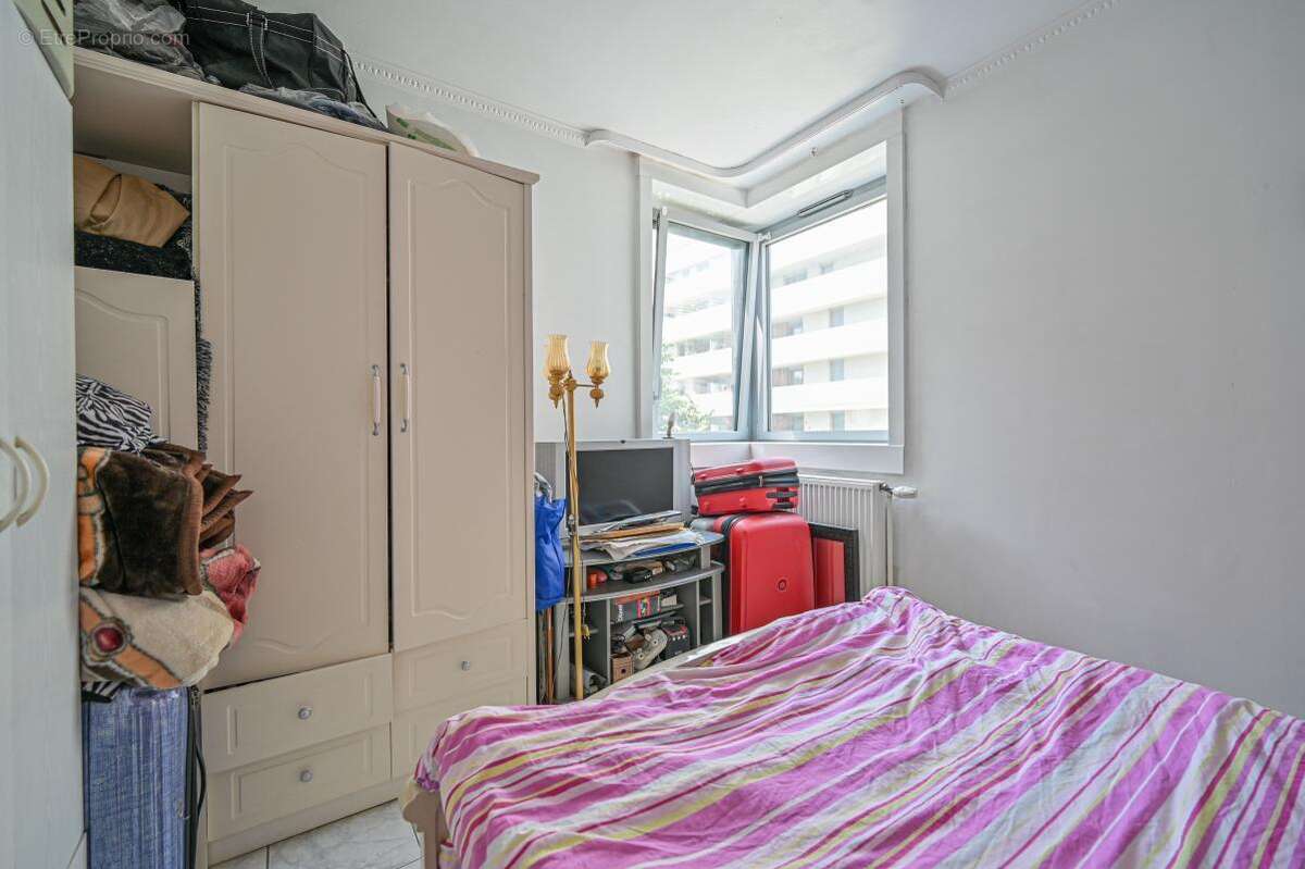 Appartement à PARIS-19E