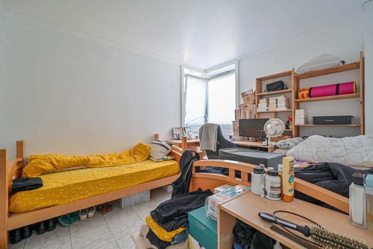 Appartement à PARIS-19E