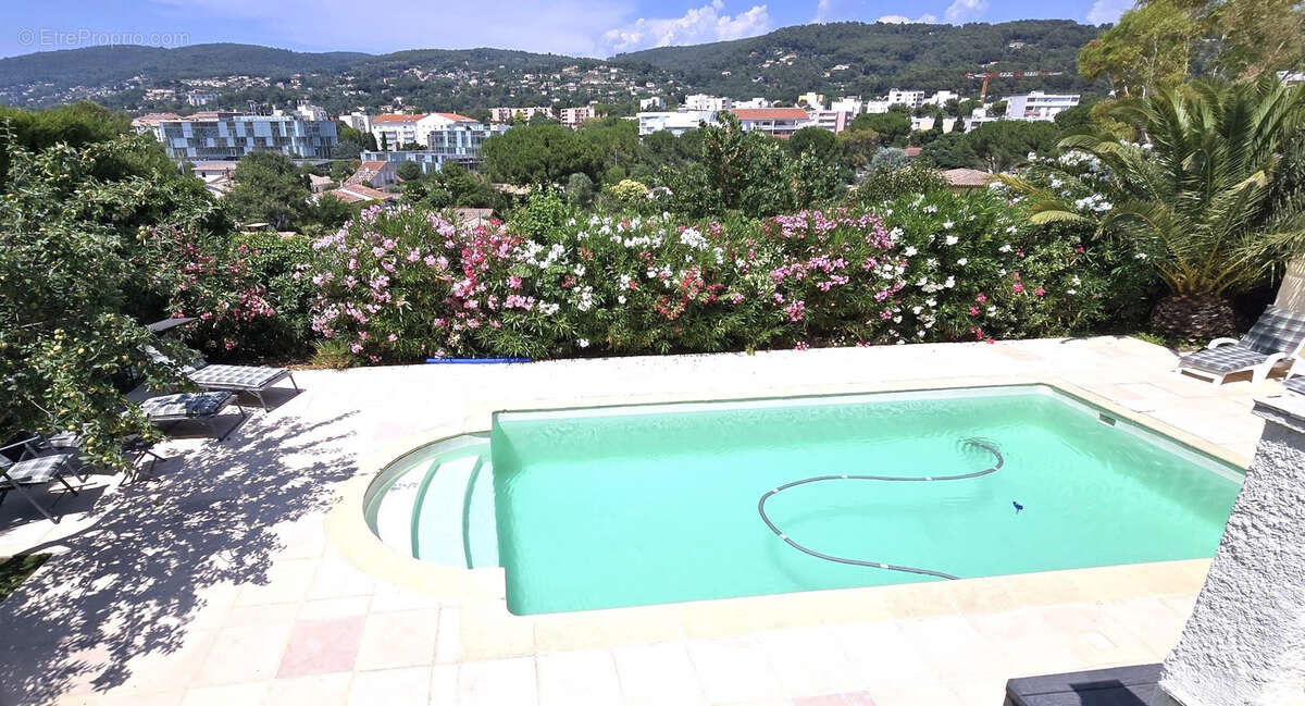 Maison à DRAGUIGNAN