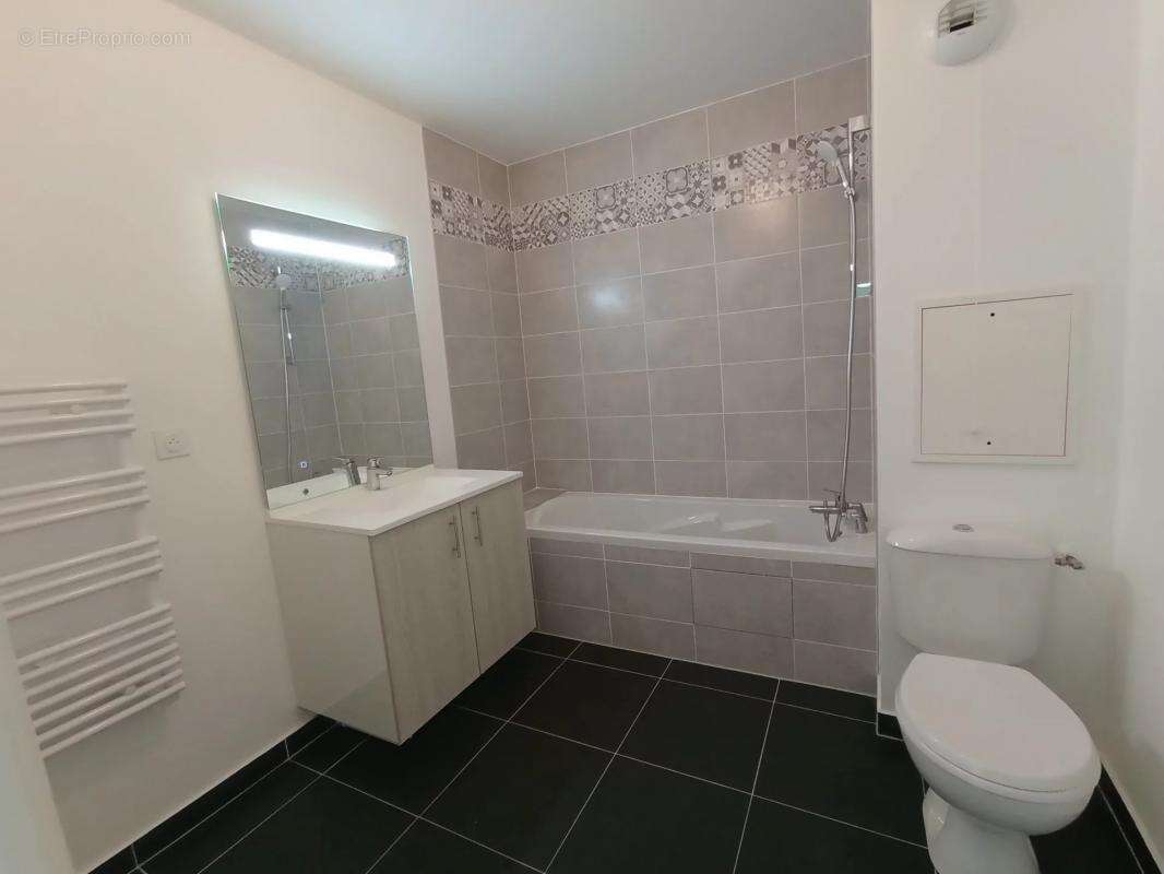 Appartement à BIEVRES