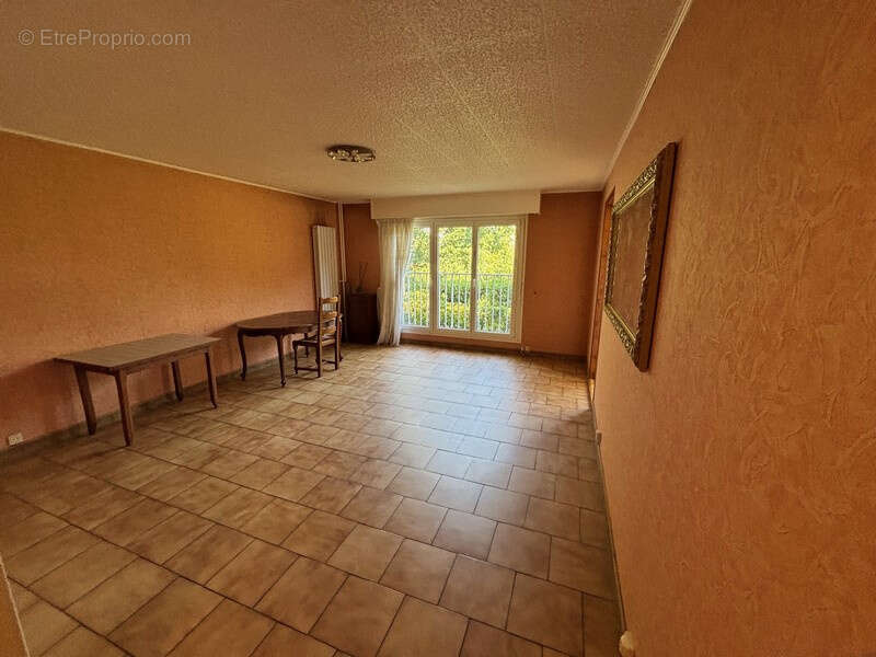 Appartement à CANTELEU
