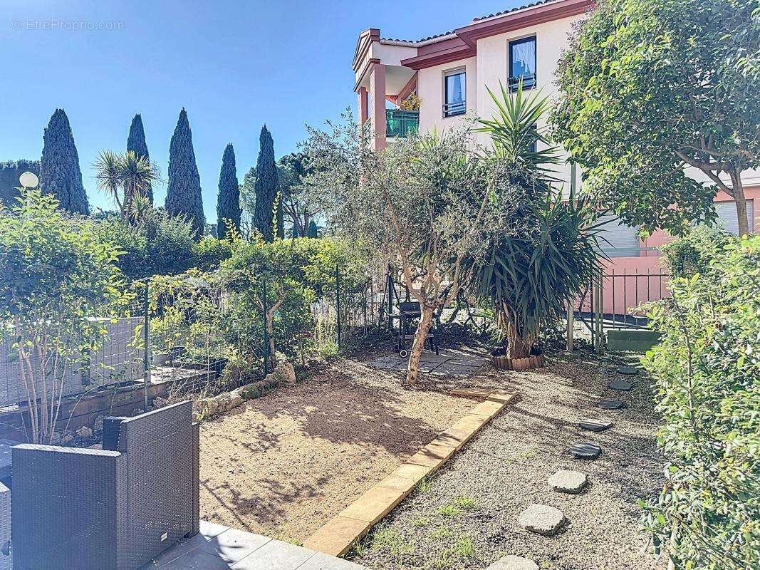 Appartement à FREJUS