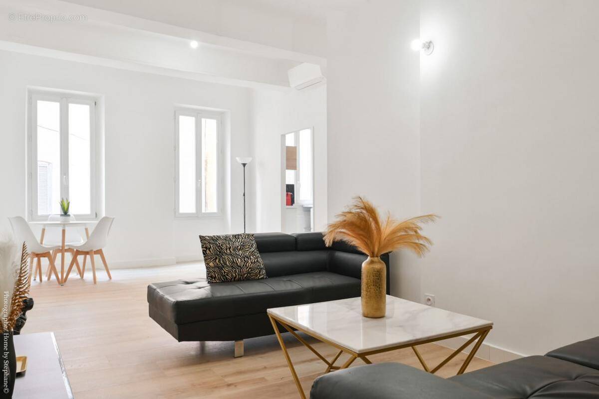 Appartement à SANARY-SUR-MER