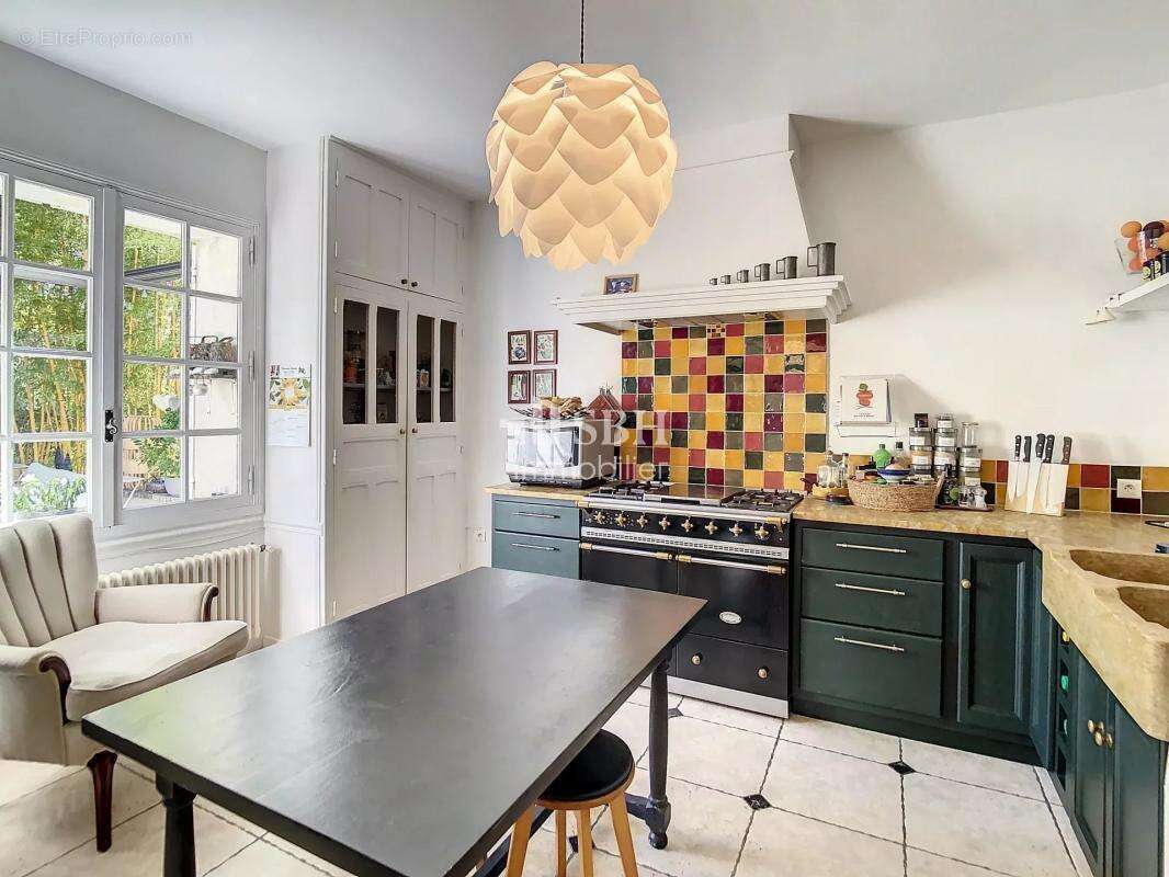 Maison à PERNES-LES-FONTAINES