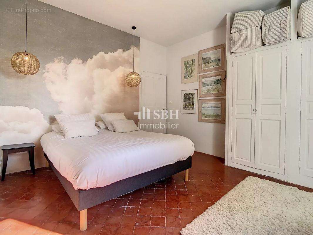 Maison à PERNES-LES-FONTAINES