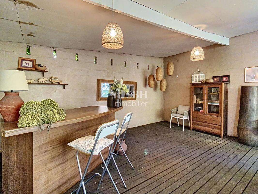 Maison à PERNES-LES-FONTAINES