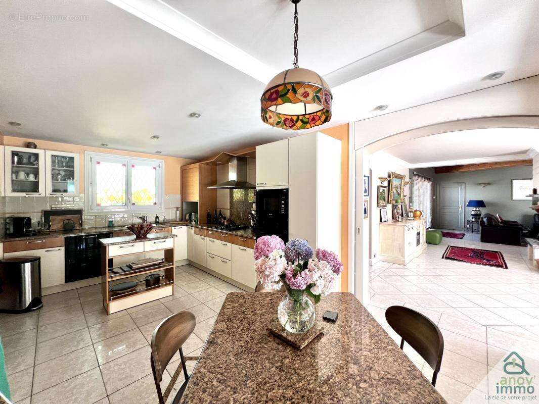 Maison à BUXEROLLES