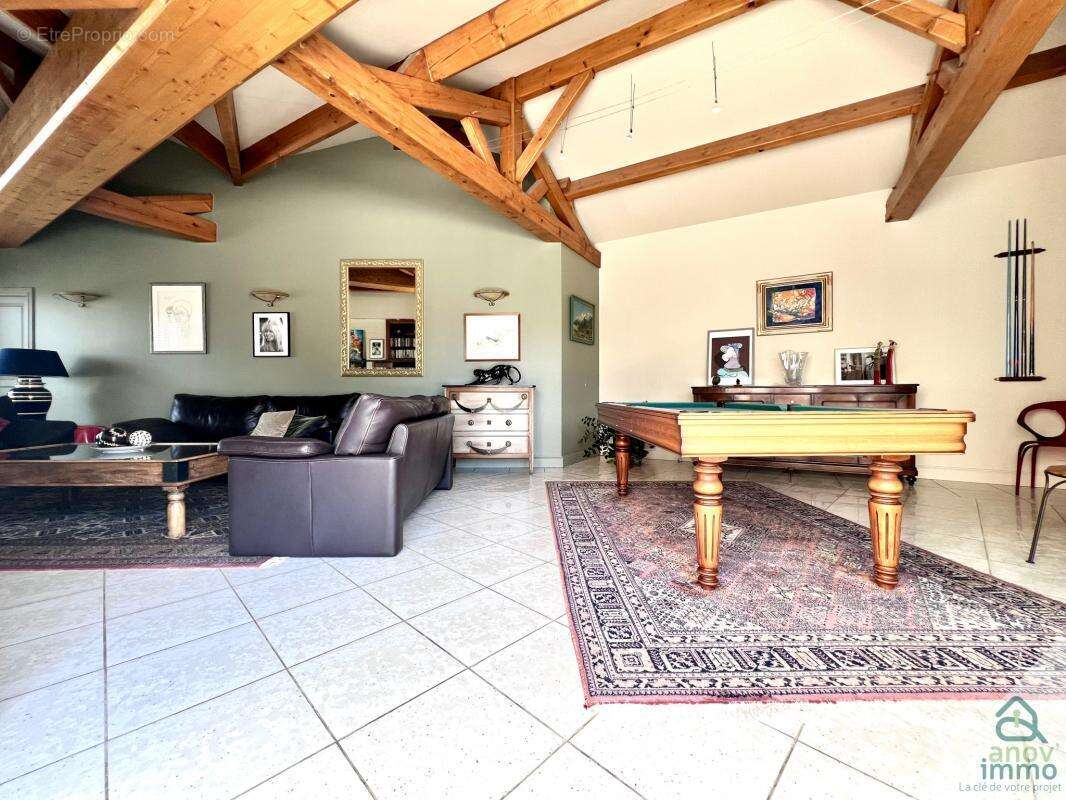 Maison à BUXEROLLES