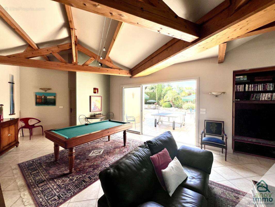 Maison à BUXEROLLES