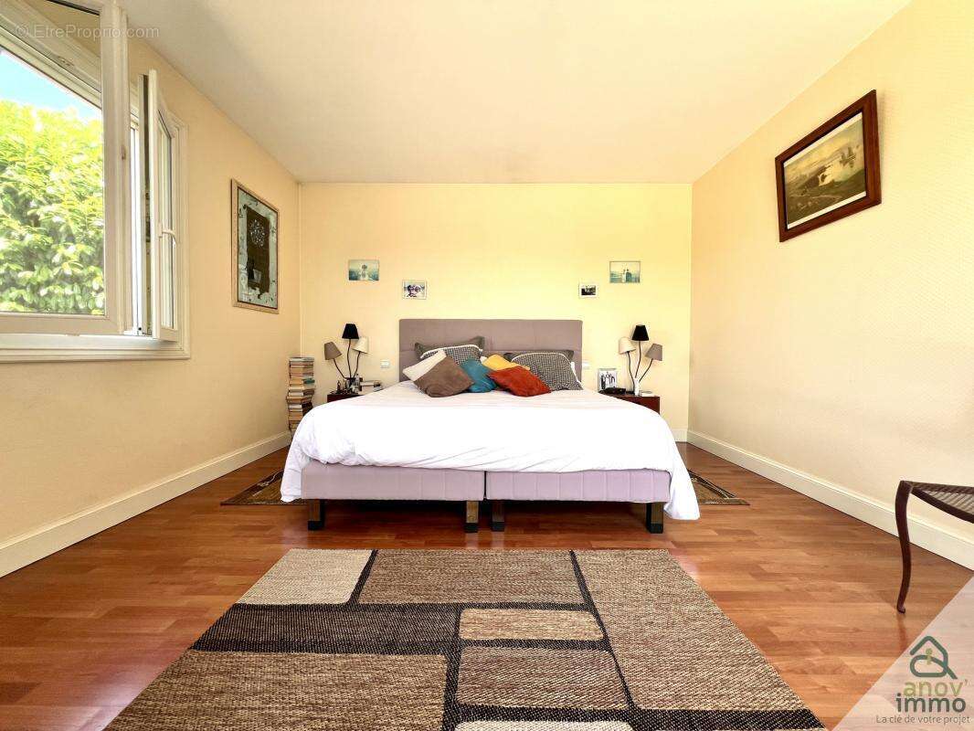 Maison à BUXEROLLES