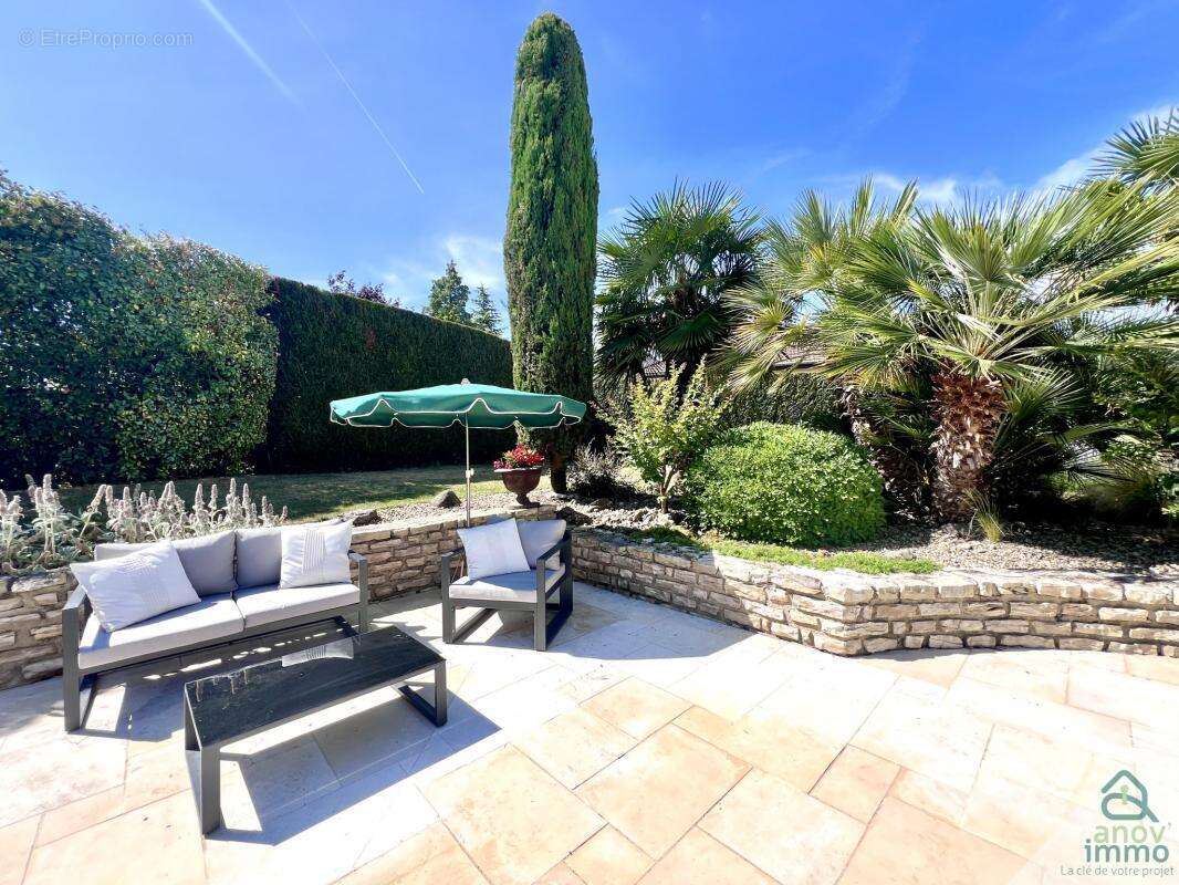 Maison à BUXEROLLES