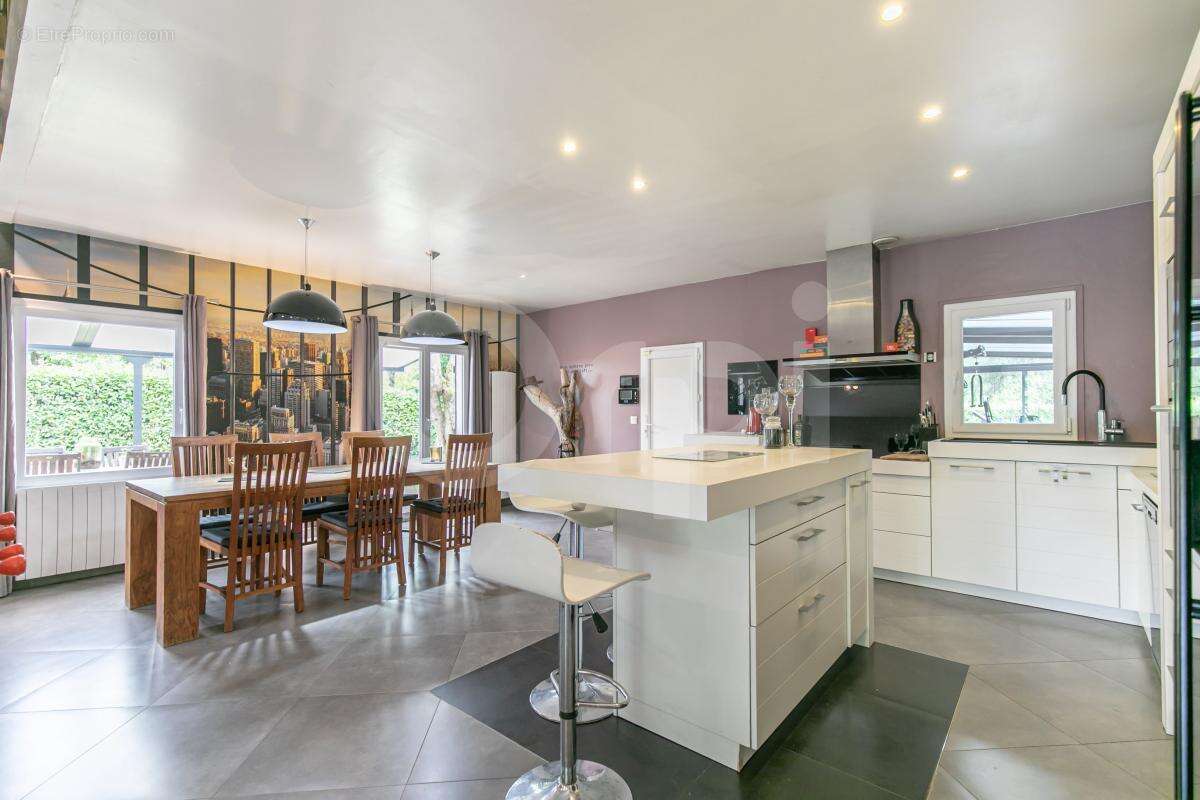 Maison à MAROLLES-EN-BRIE