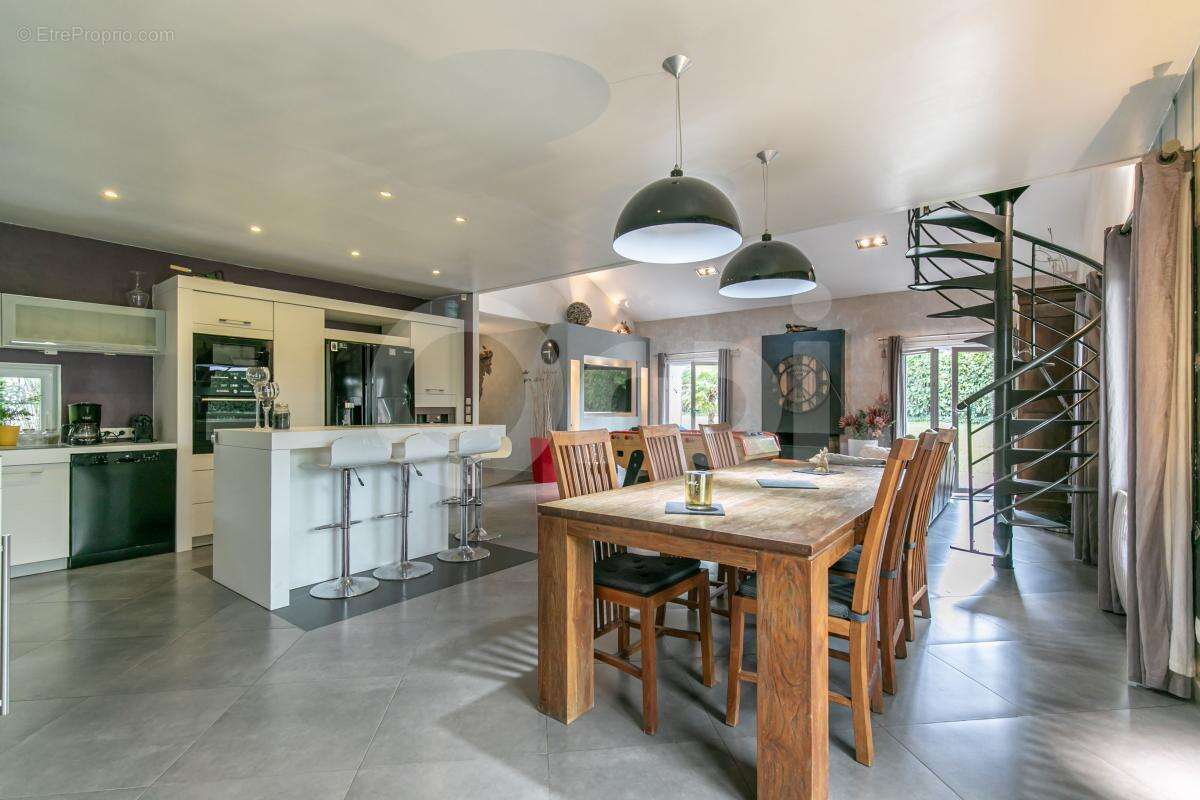 Maison à MAROLLES-EN-BRIE