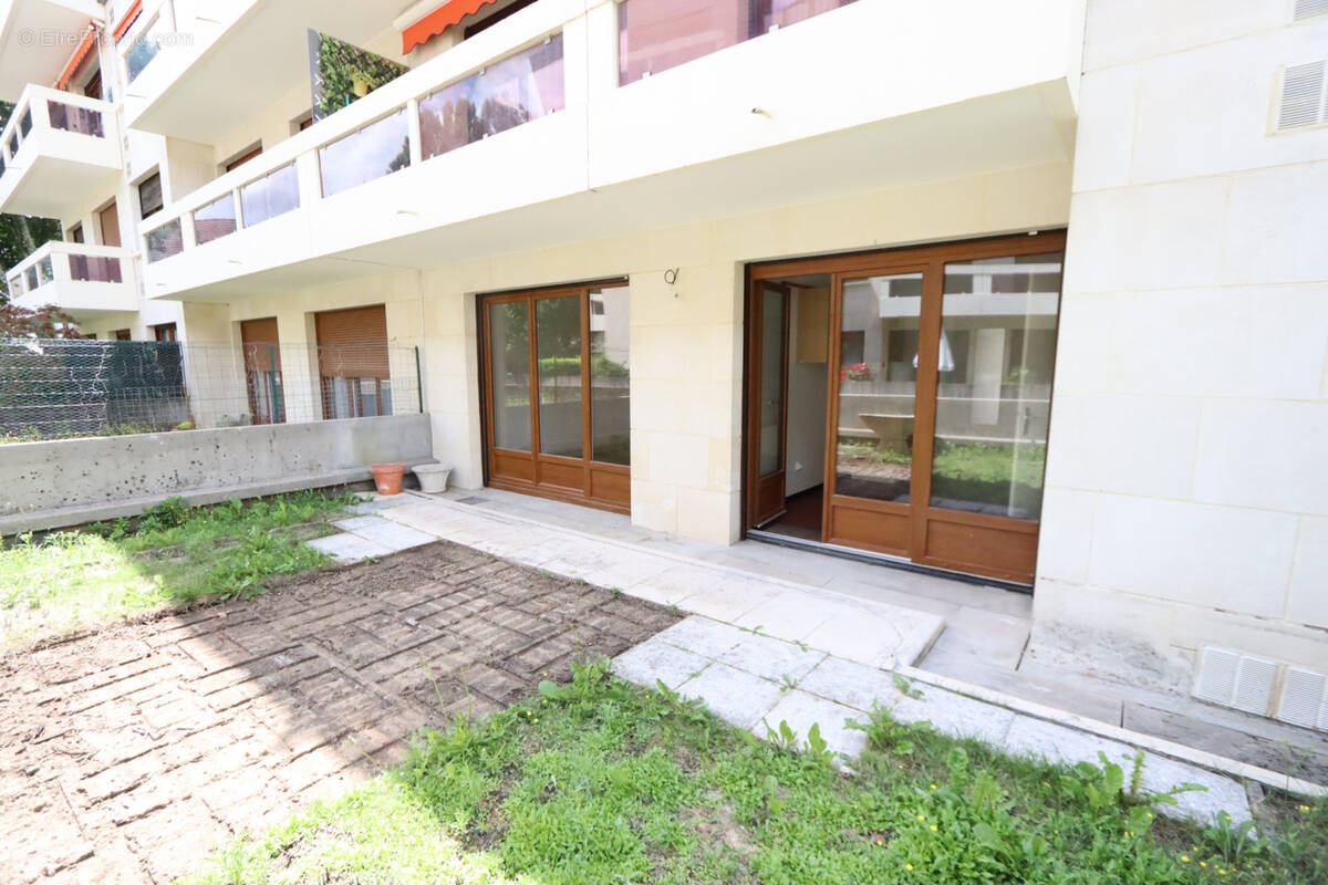 Appartement à LA CHARITE-SUR-LOIRE