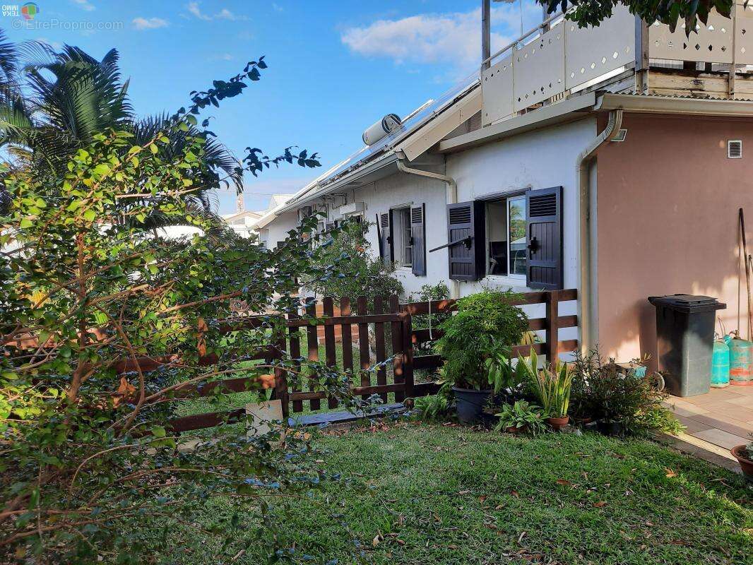 Maison à SAINTE-SUZANNE