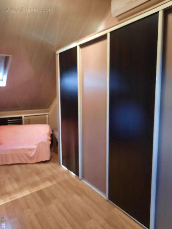 Maison à SAINTE-SUZANNE