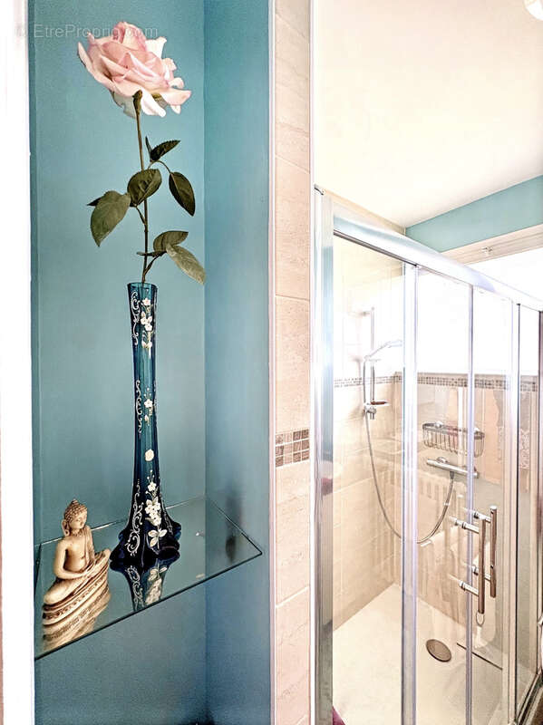 Appartement à AVRILLE