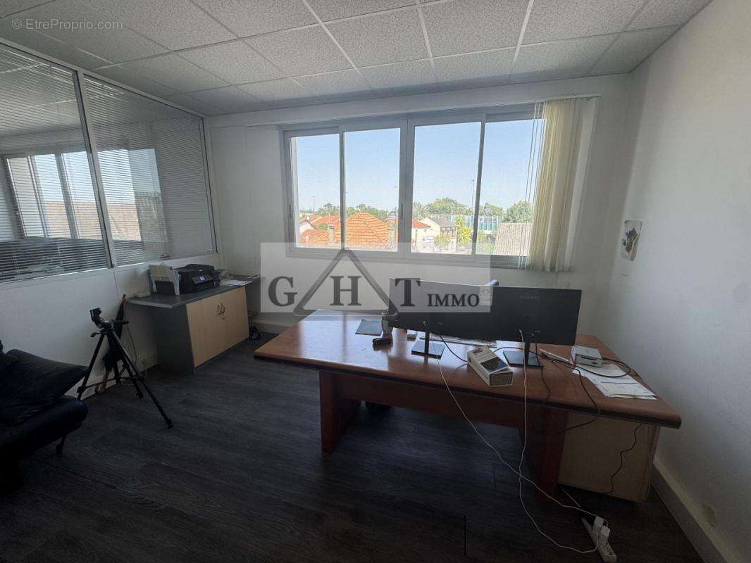 Commerce à MAISONS-ALFORT