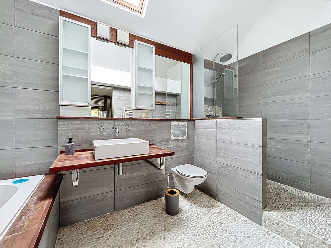 Maison à GOUVILLE-SUR-MER