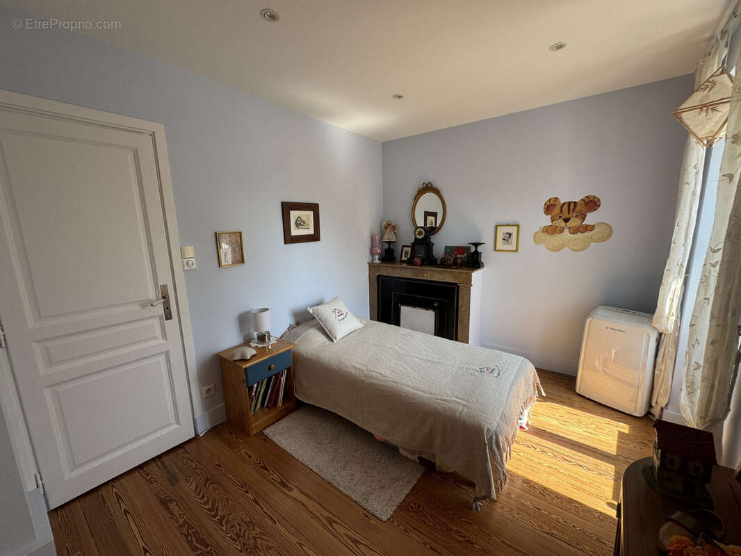 Maison à VILLETTE-D&#039;ANTHON