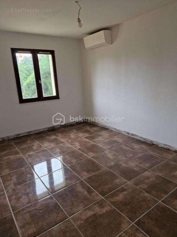 Maison à PERCENEIGE