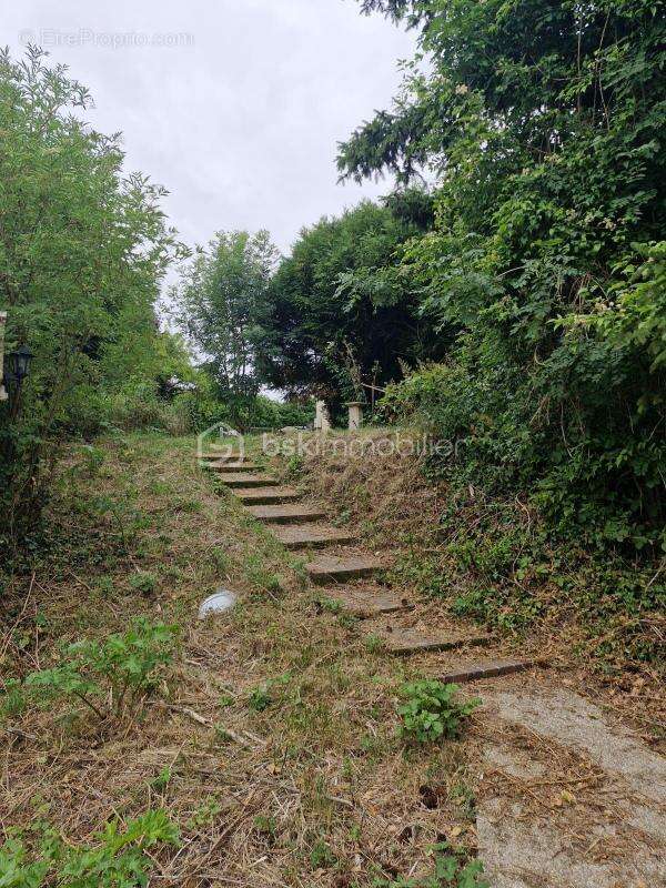 Maison à PERCENEIGE