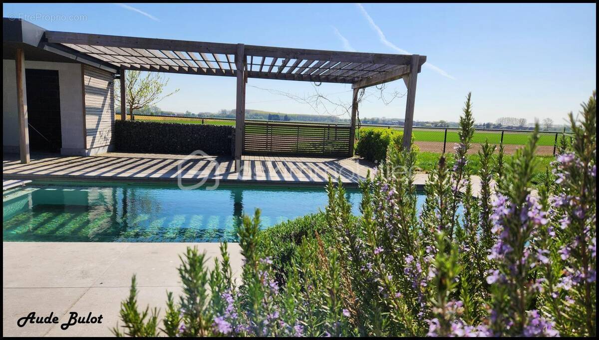 Maison à CAMPHIN-EN-PEVELE