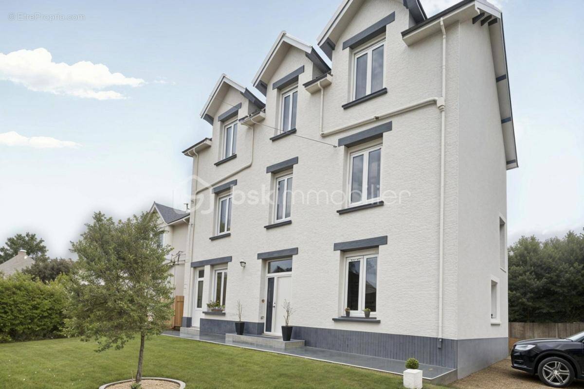 Maison à SAINT-LYPHARD