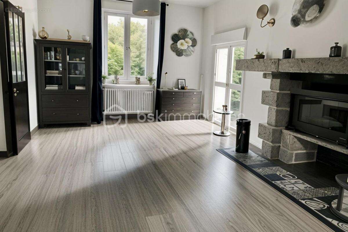 Maison à SAINT-LYPHARD