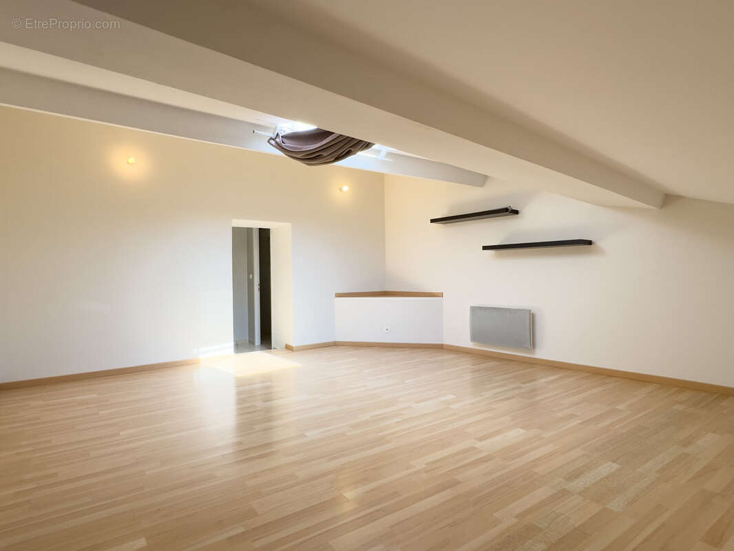 Appartement à LE POUZIN