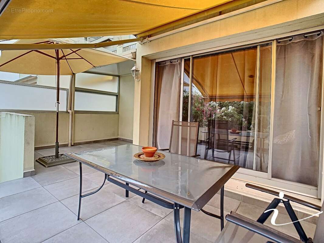 Appartement à CANDILLARGUES