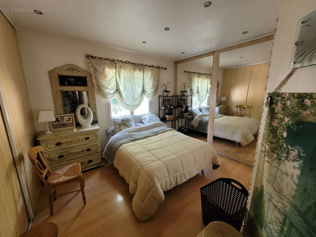 Maison à BIRAC-SUR-TREC