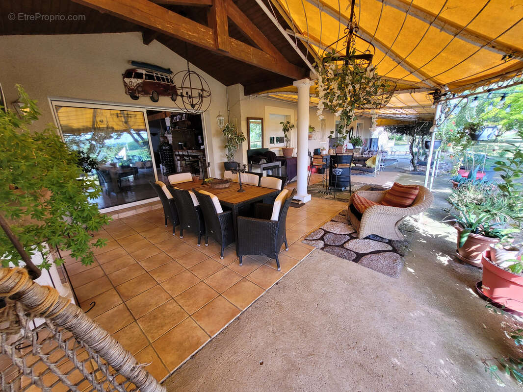 Maison à BIRAC-SUR-TREC