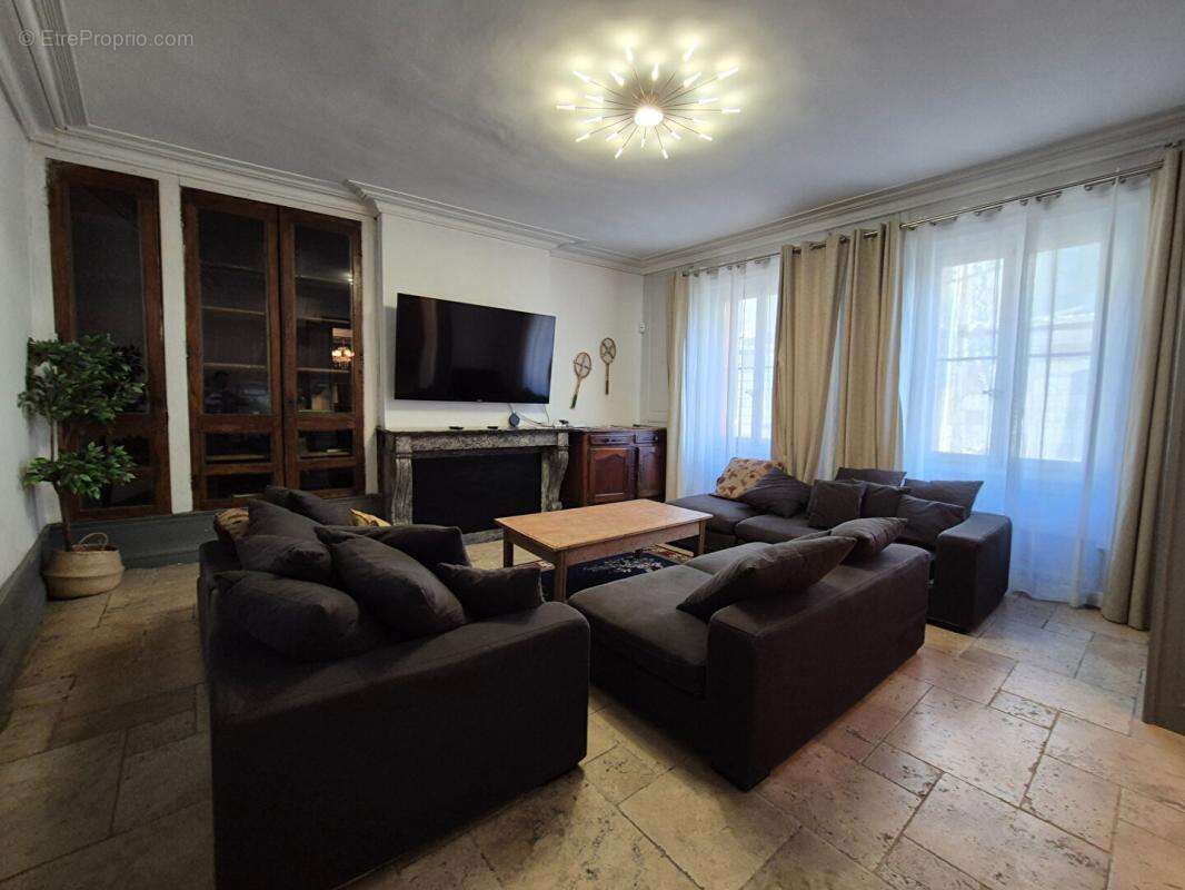 Maison à CHATEAU-RENAULT