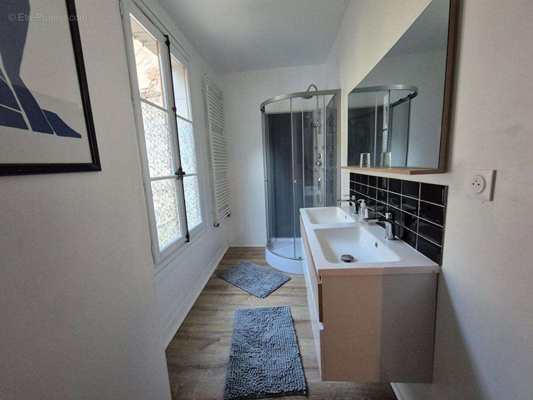 Maison à CHATEAU-RENAULT