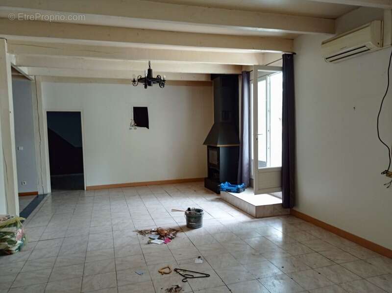 Commerce à SAINT-AMANS-VALTORET