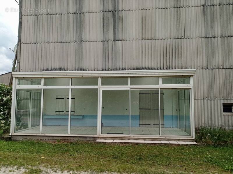 Commerce à SAINT-AMANS-VALTORET