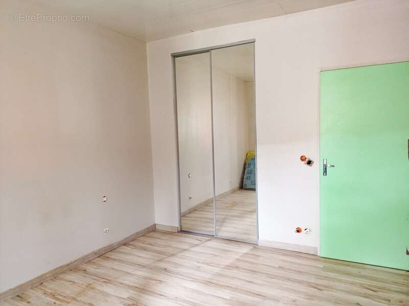 Commerce à SAINT-AMANS-VALTORET