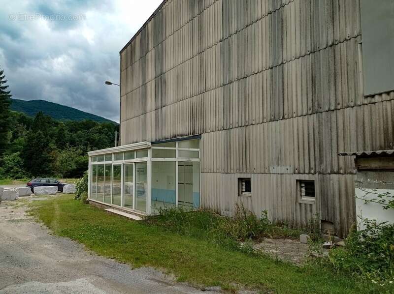 Commerce à SAINT-AMANS-VALTORET