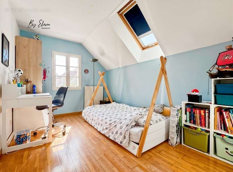 Maison à BUSSY-SAINT-GEORGES