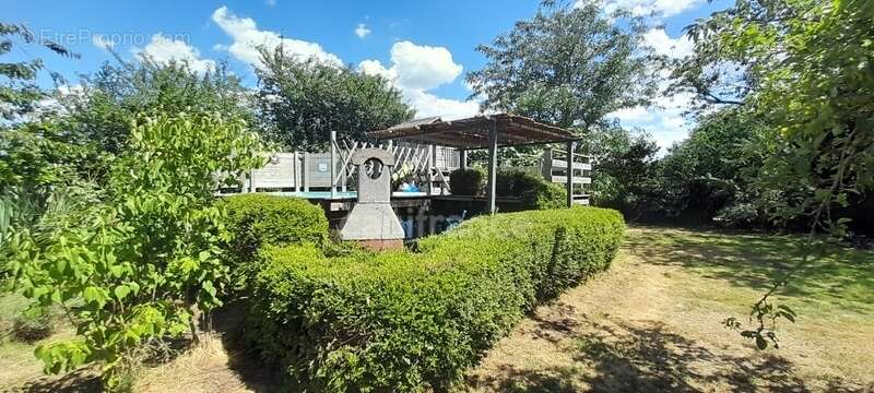 Maison à SAINT-BONNET-DE-FOUR