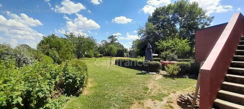 Maison à SAINT-BONNET-DE-FOUR