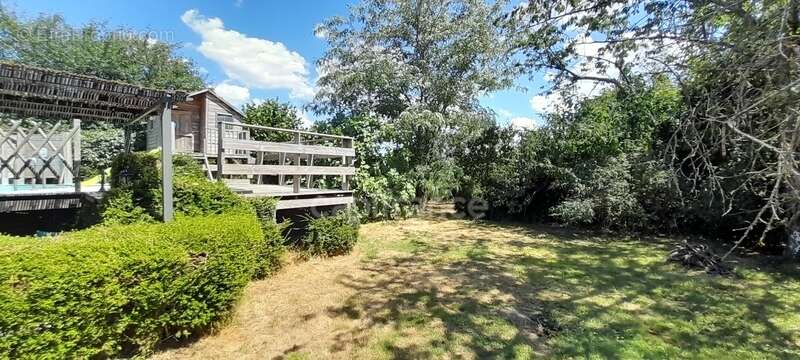 Maison à SAINT-BONNET-DE-FOUR