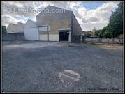 Commerce à SAINT-JEAN-D&#039;ANGELY