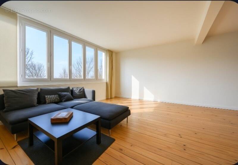 Appartement à ROMAINVILLE