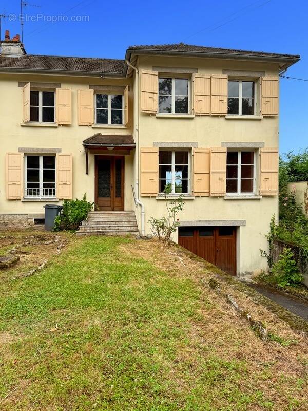 Maison à LE CREUSOT