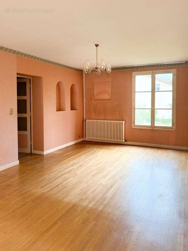 Maison à LE CREUSOT