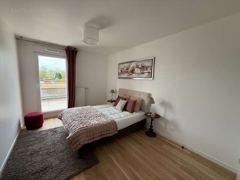 Appartement à MONT-SAINT-AIGNAN